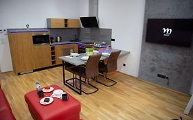 Am-Residence No 12